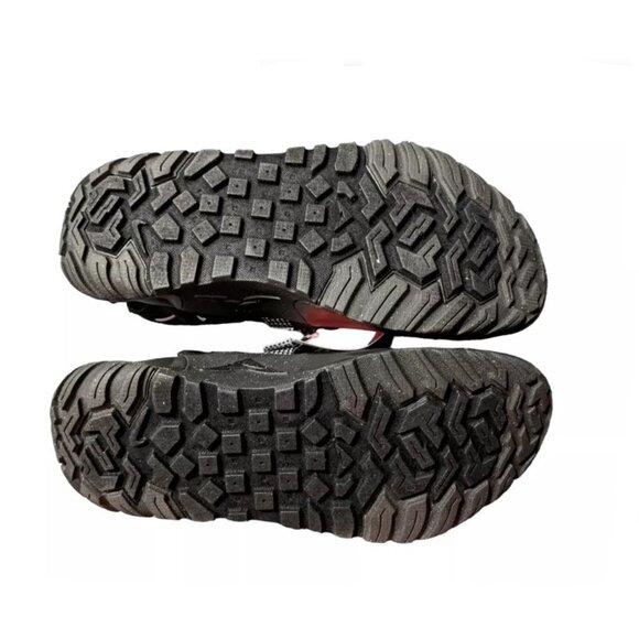Sandals_&_Flip_Flops